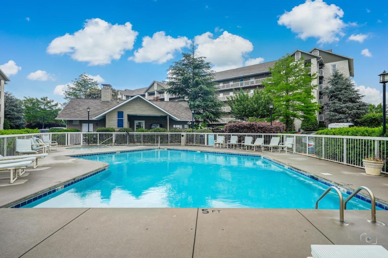 Star Gazing Whispering Pines 644 Apartment Pigeon Forge Exterior photo